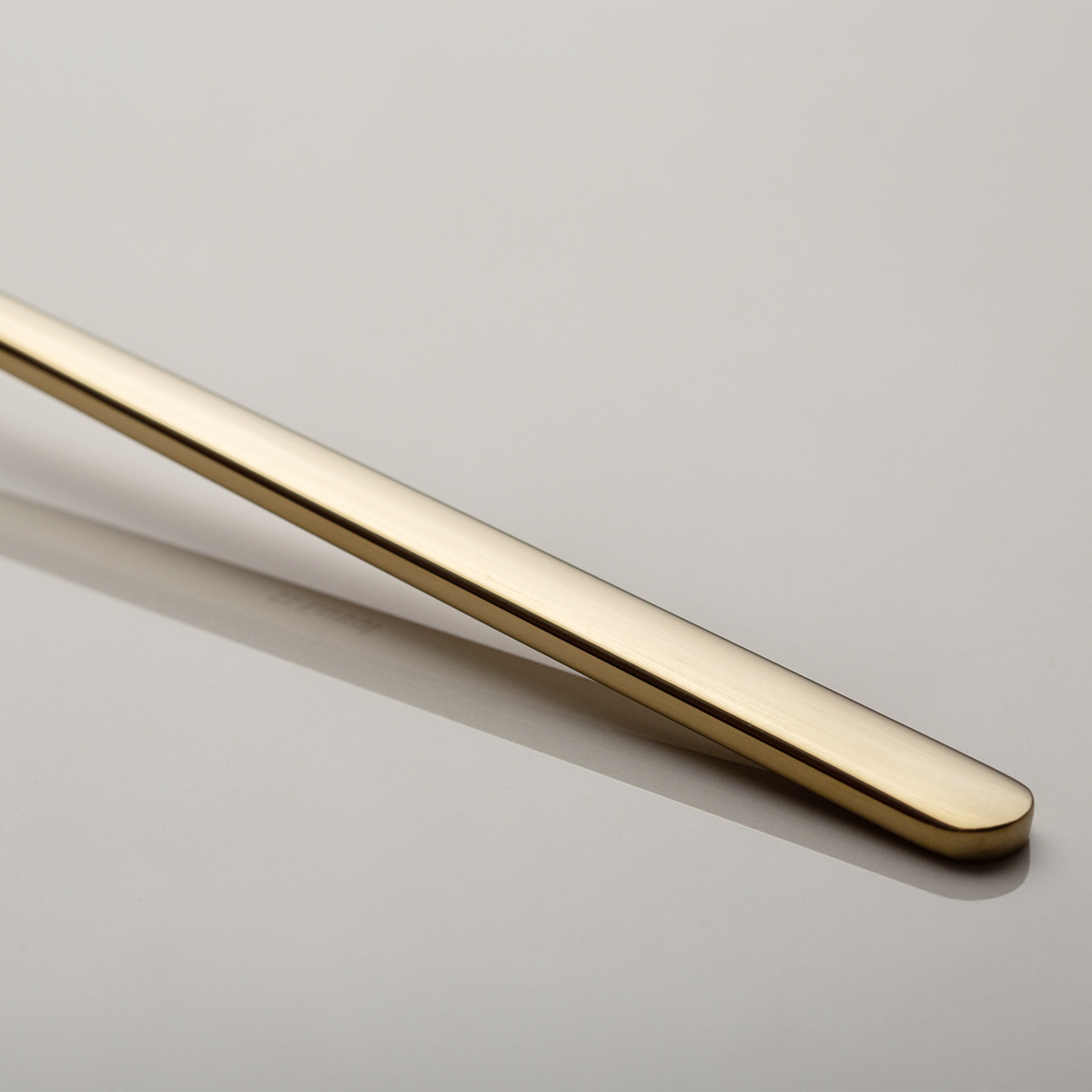 Set di posate 16 pezzi – Sofia PVD Champagne