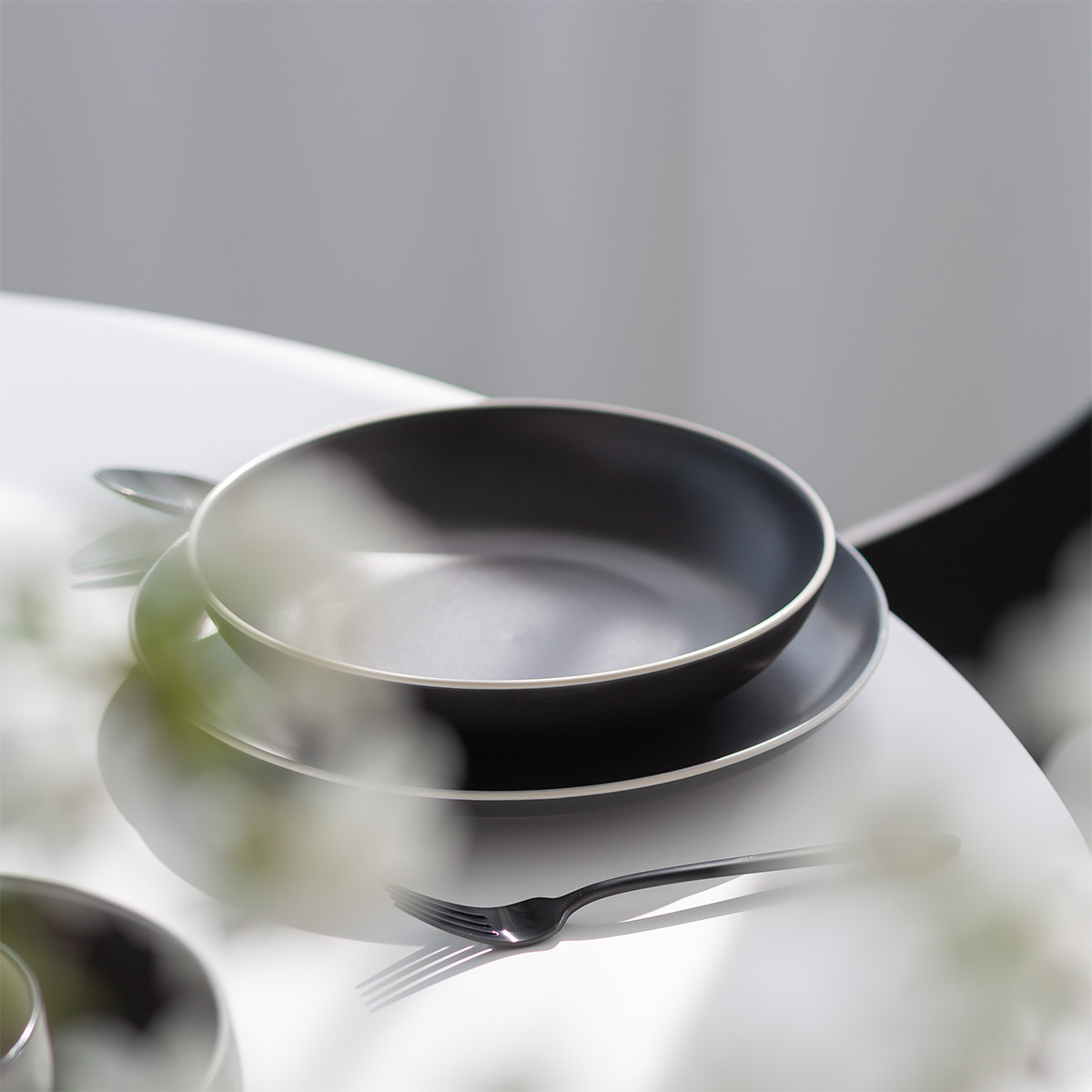 Set piatti 18 pezzi | Elements Yin & Yang black